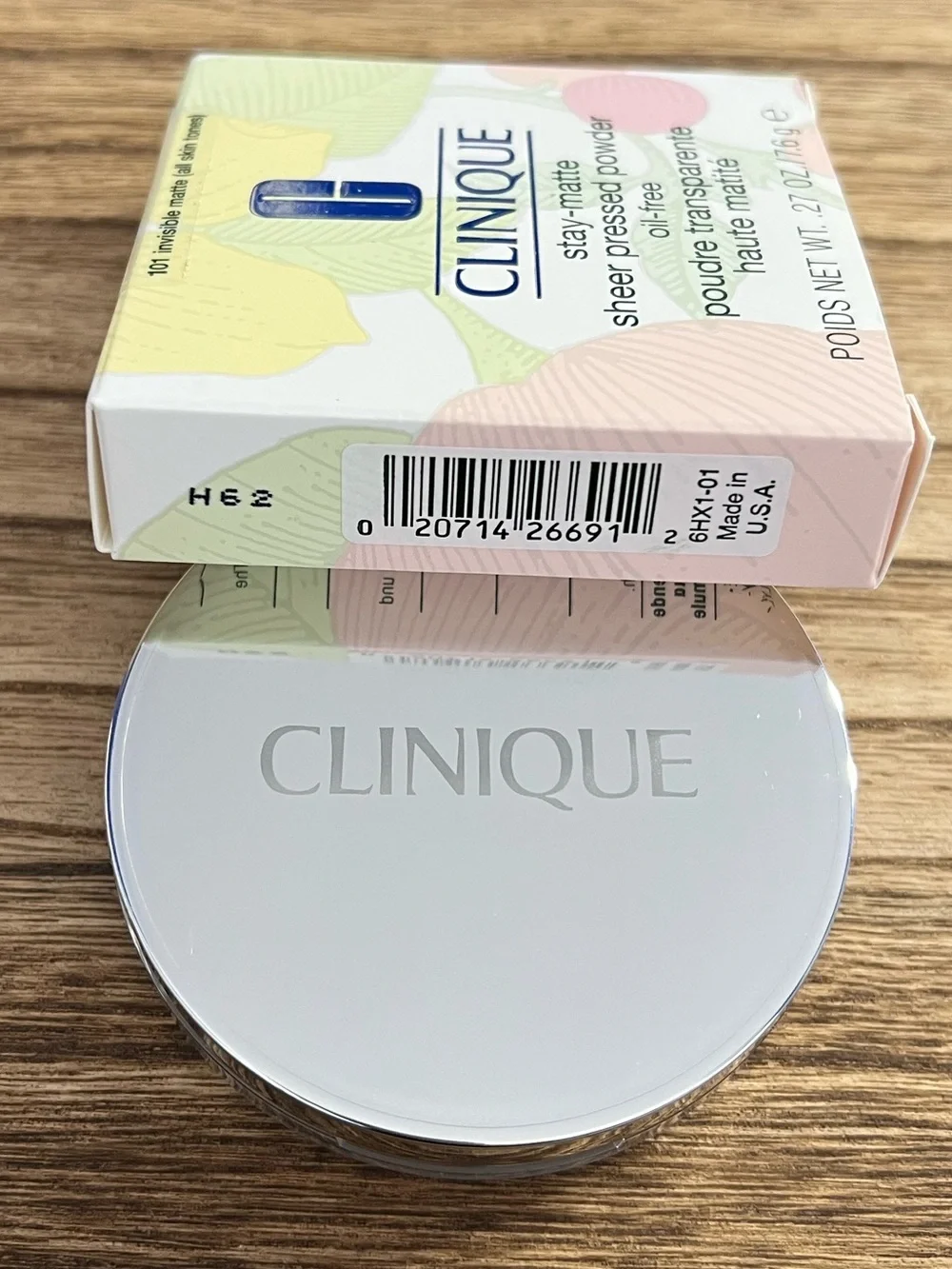 NIB Clinique Stay-Matte Sheer Pressed Powder-101 Invisible Matte